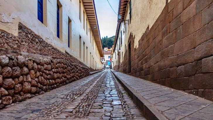 Calle Afligidos descubre su historia y leyendas en Cusco
