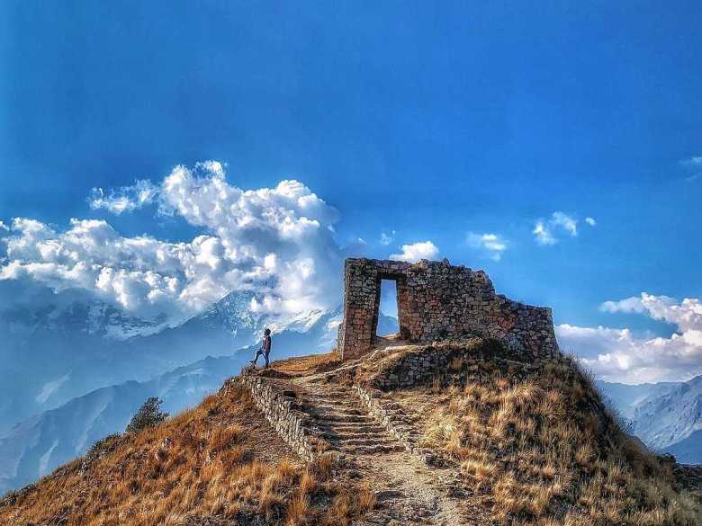 Intipunku: Sun Gate of Machu Picchu and Ollantaytambo