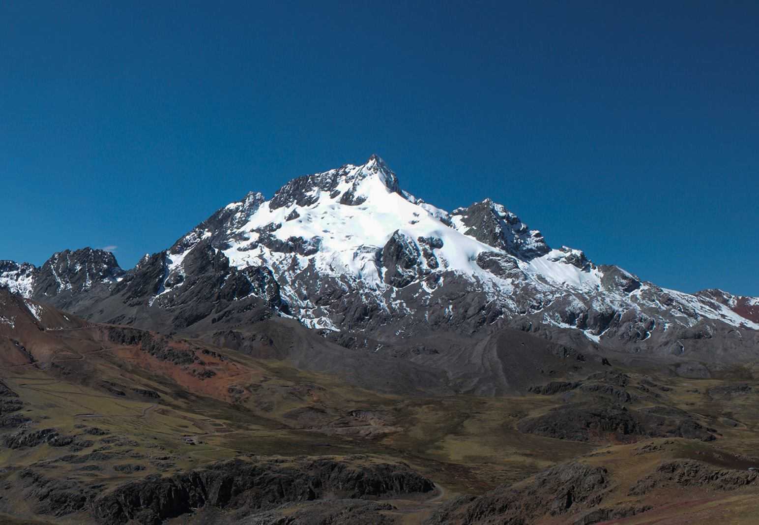 Nevado Rajuntay