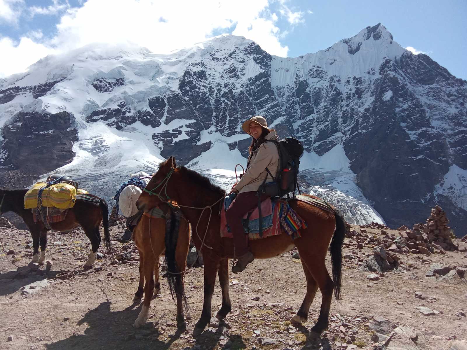 Trekking al Ausangate: Costos, Rutas y Consejos para Viajeros