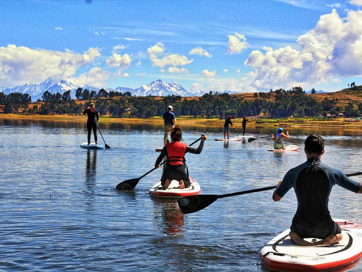 Kayak y Stand-Up Paddleboarding en la laguna Huaypo