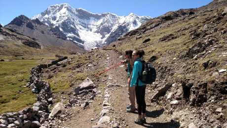 Starting the hike to Paso Arapa along the Ausangate Trekking route