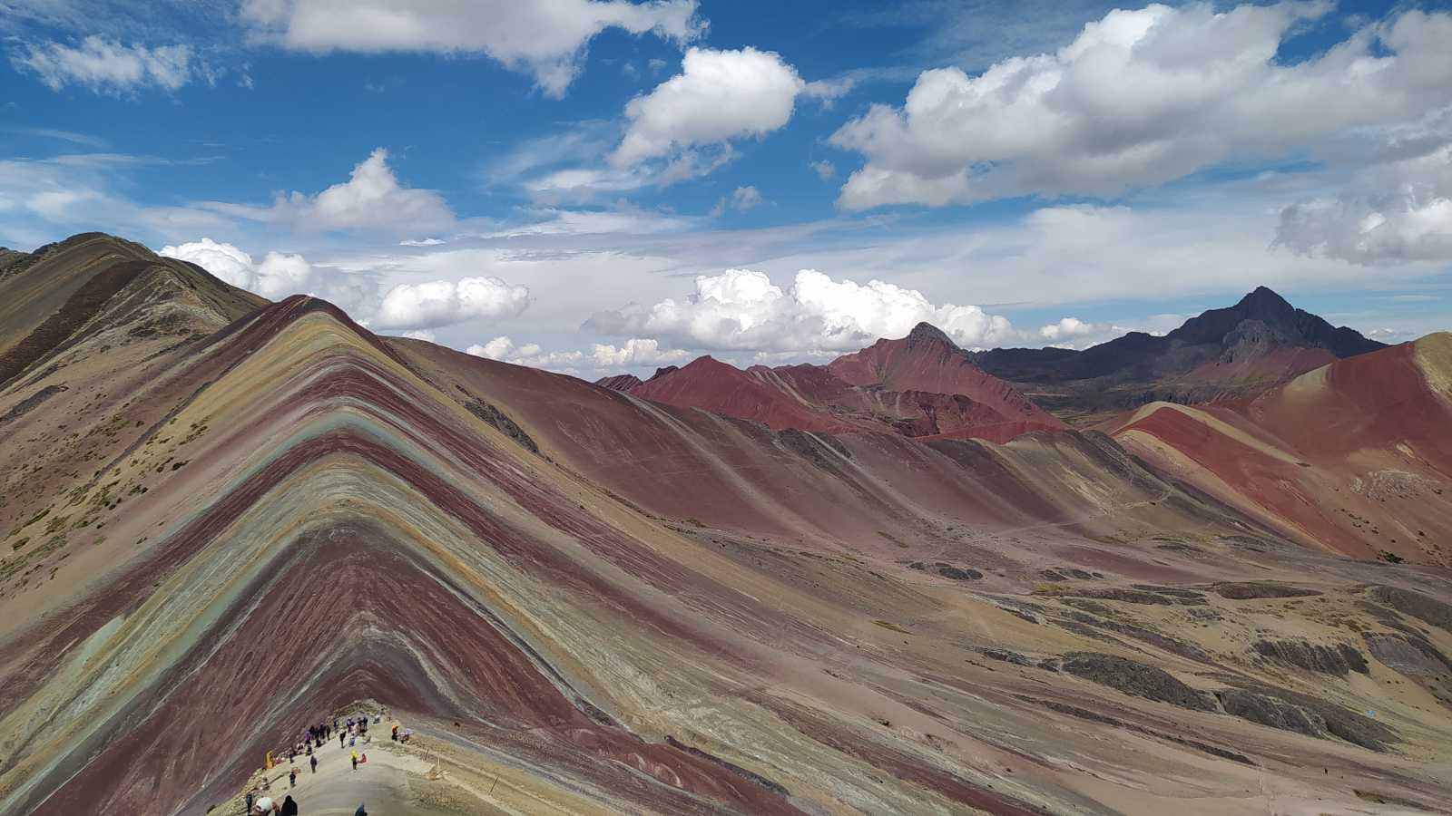 Rainbow Mountain and the red valley on the Ausangate Circuit