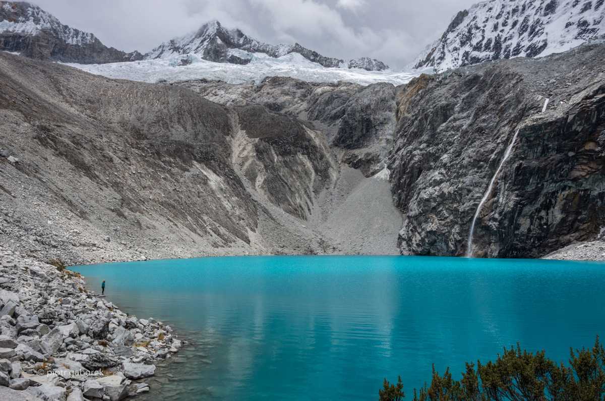 Trekking a la Laguna 69 en la Cordillera Blanca – Full Day desde Huaraz
